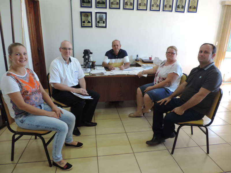 GERENTE DA CAIXA ECONÔMICA FEDERAL ESTEVE EM PORTO XAVIER